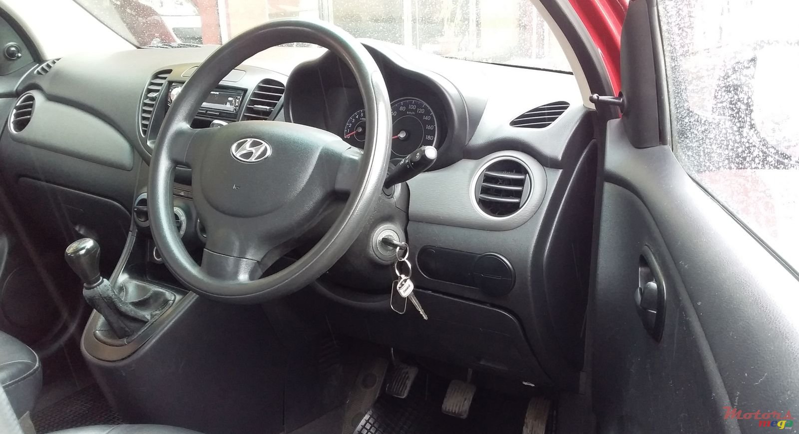 2010' Hyundai i10 photo #3