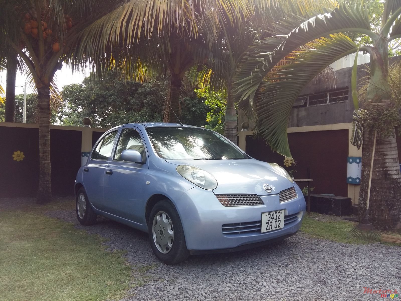 2002' Nissan March photo #2