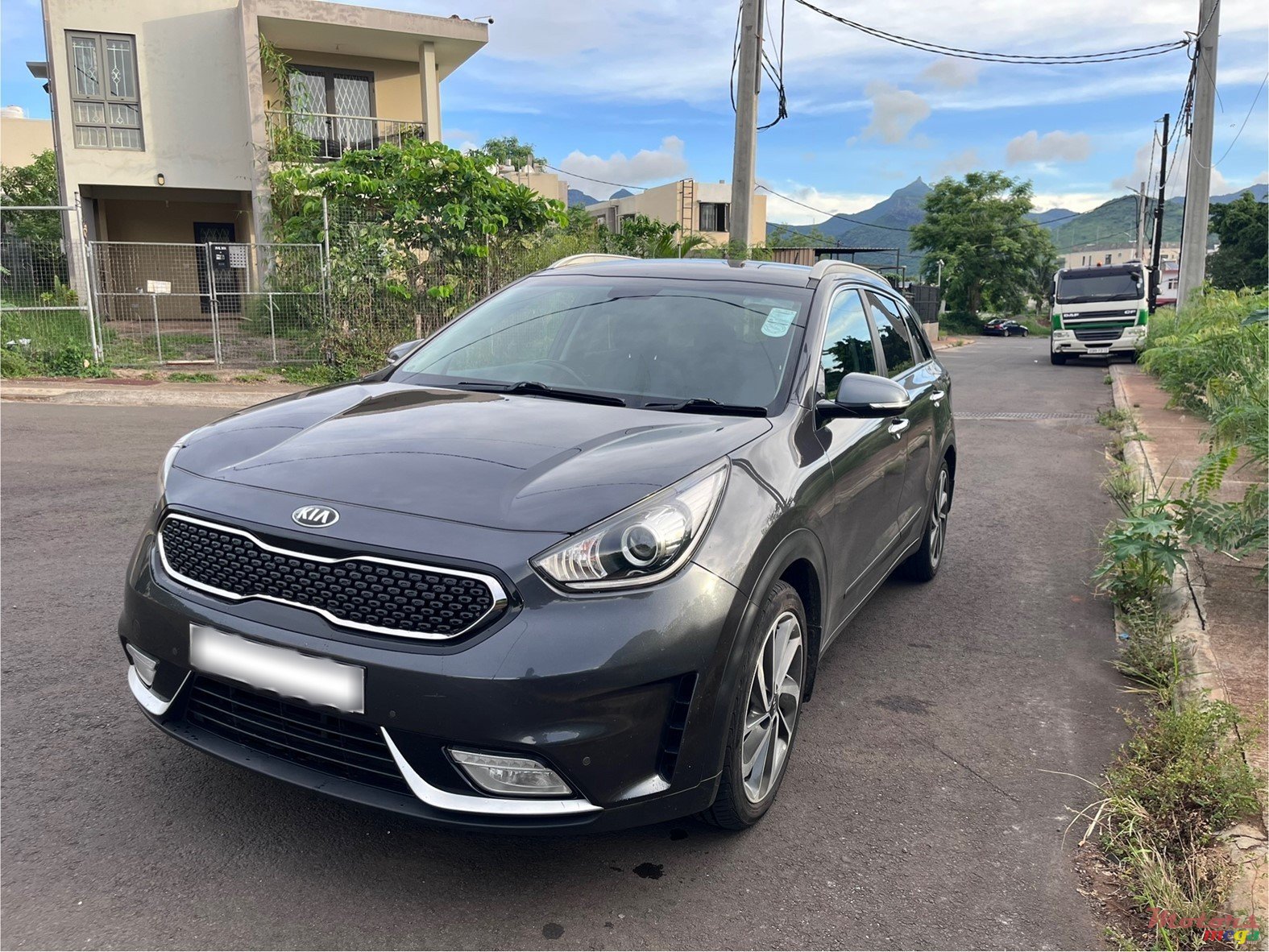 2019' Kia Niro photo #3