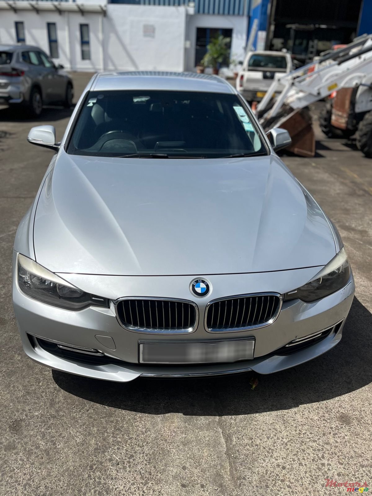 2016' BMW 320 photo #4