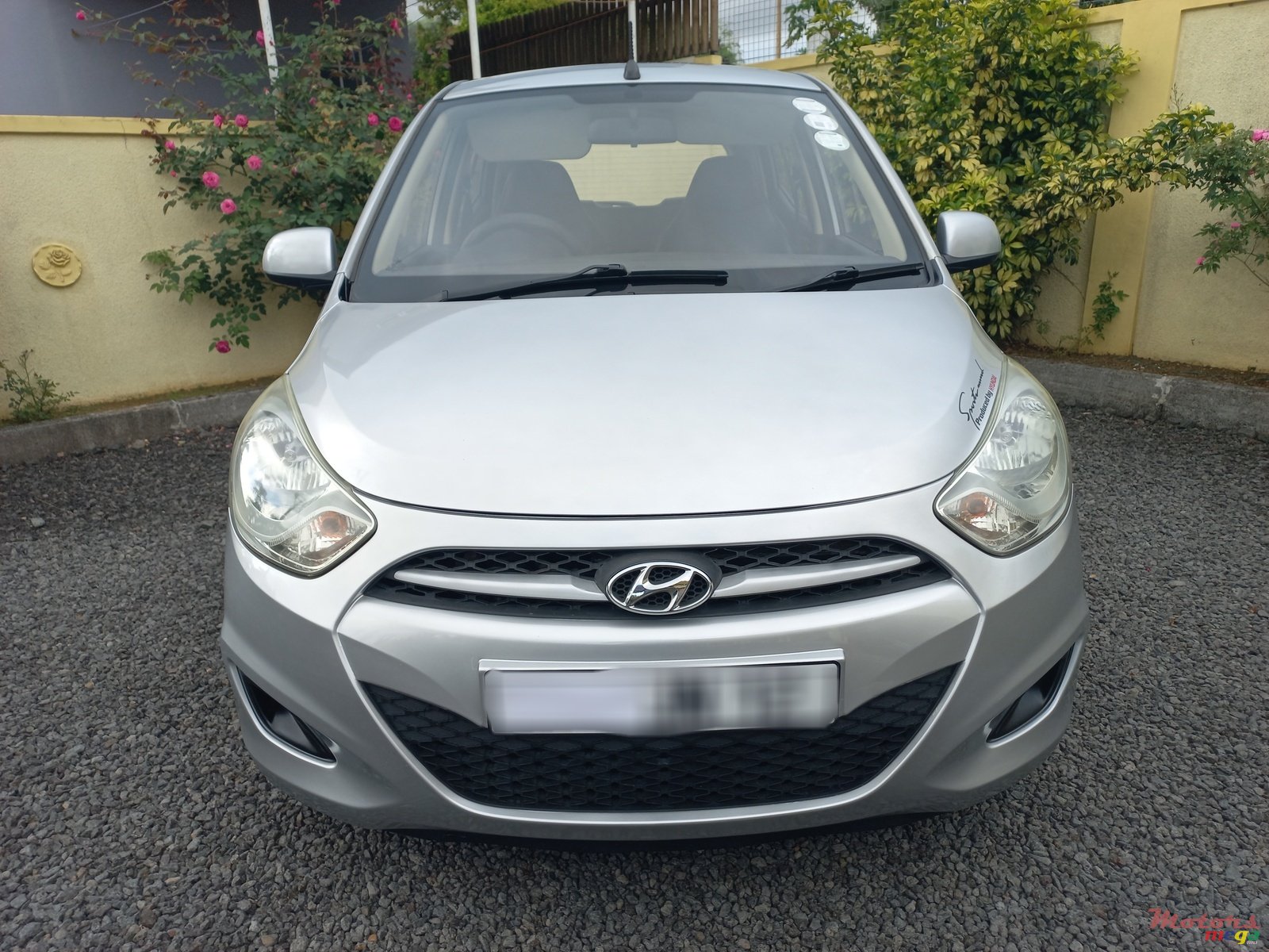 2012' Hyundai i10 MANUAL photo #1