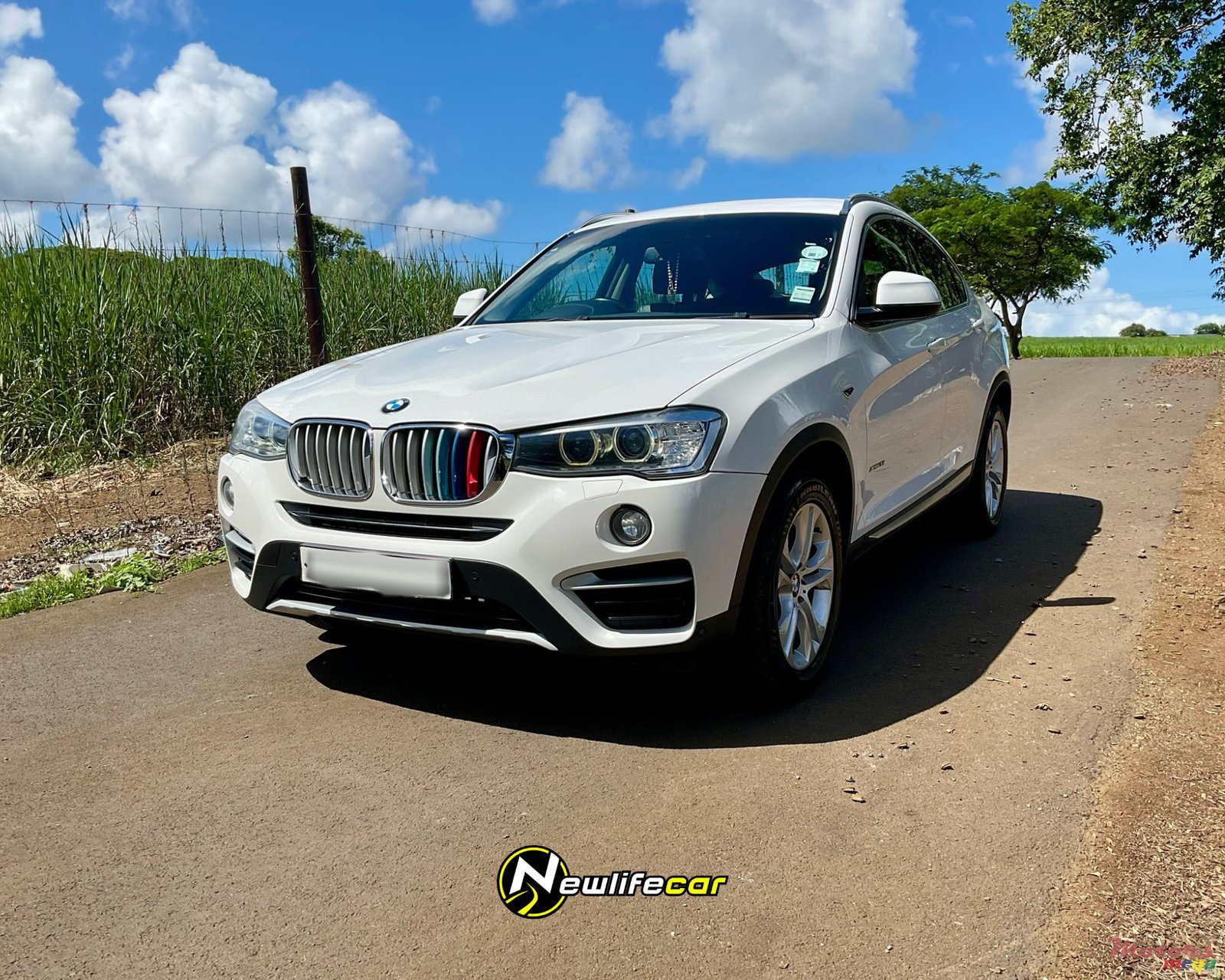 2017' BMW X4 XDRIVE 28I photo #2