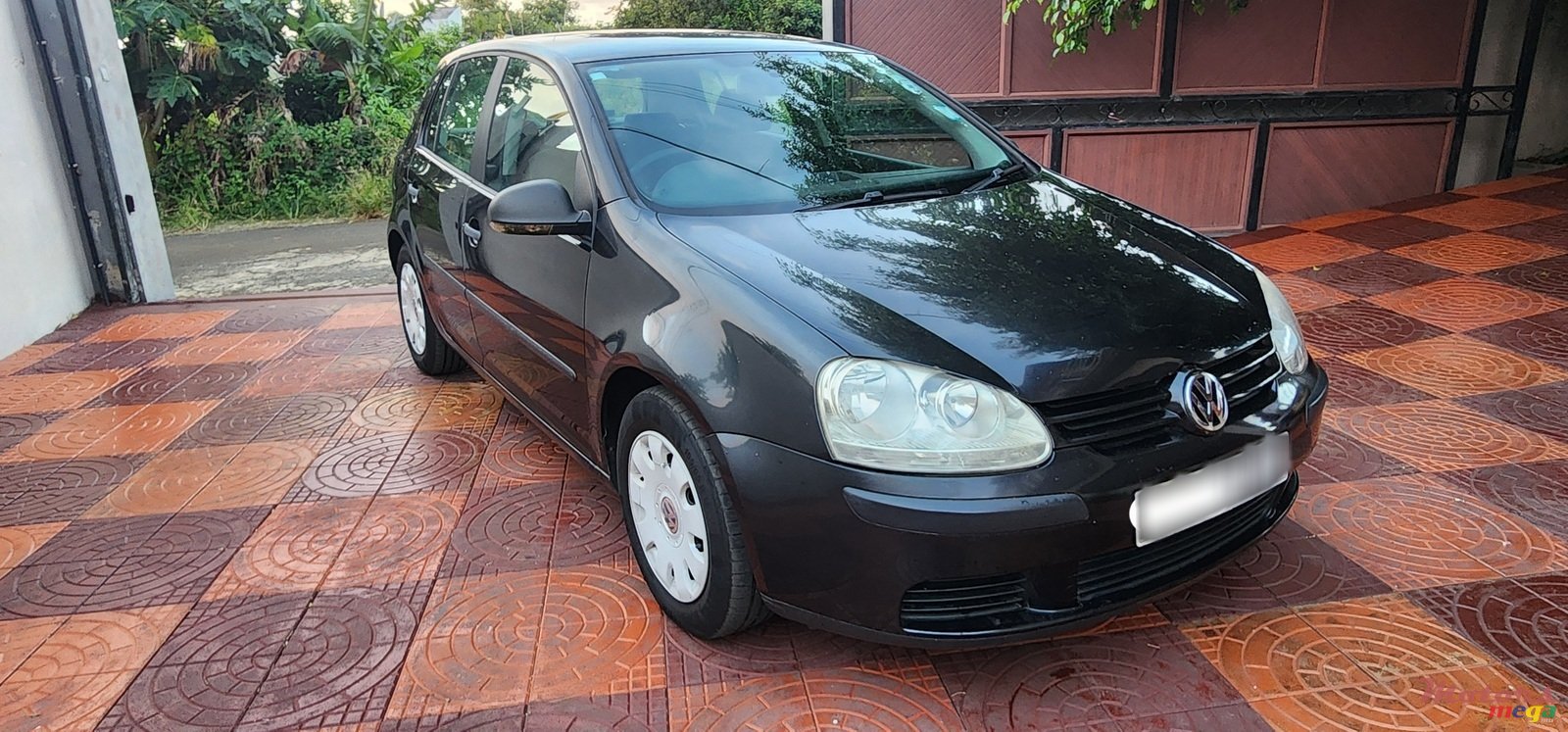 2008' Volkswagen Golf V photo #3