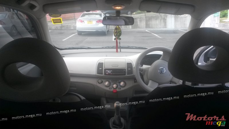 2005' Nissan photo #6