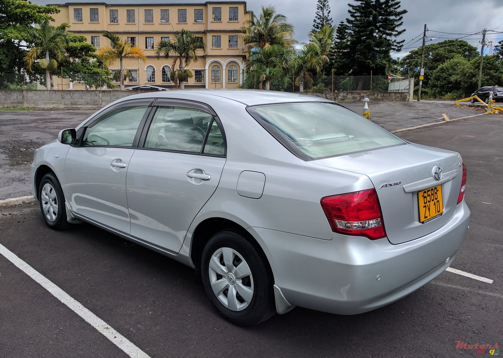 2010' Toyota Axio bhanwani photo #3