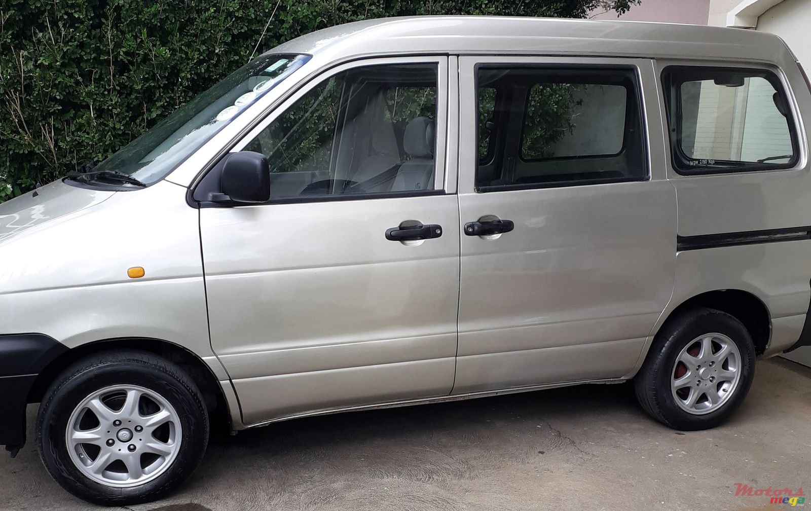 1999' Toyota Town Ace Goods Vehicle photo #3