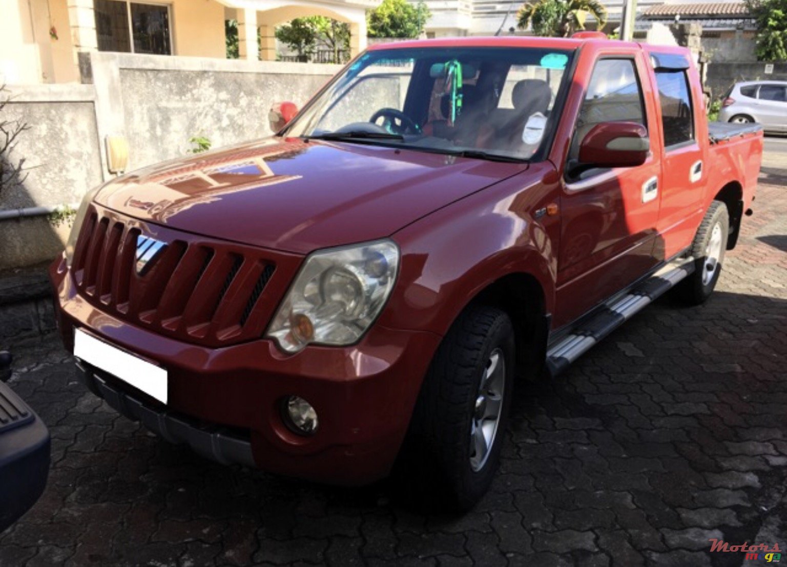 2012' Foton photo #1