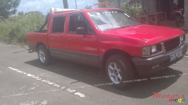 1993' Chevrolet Cruze luv photo #1