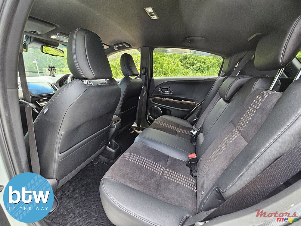 2019' Honda VEZEL RS Sensing photo #6