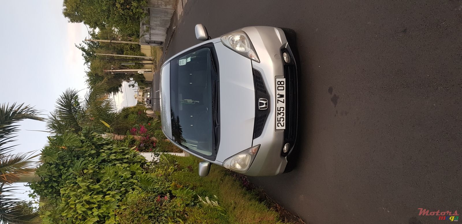 2008' Honda Fit photo #4