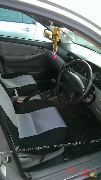 2001' Toyota photo #3