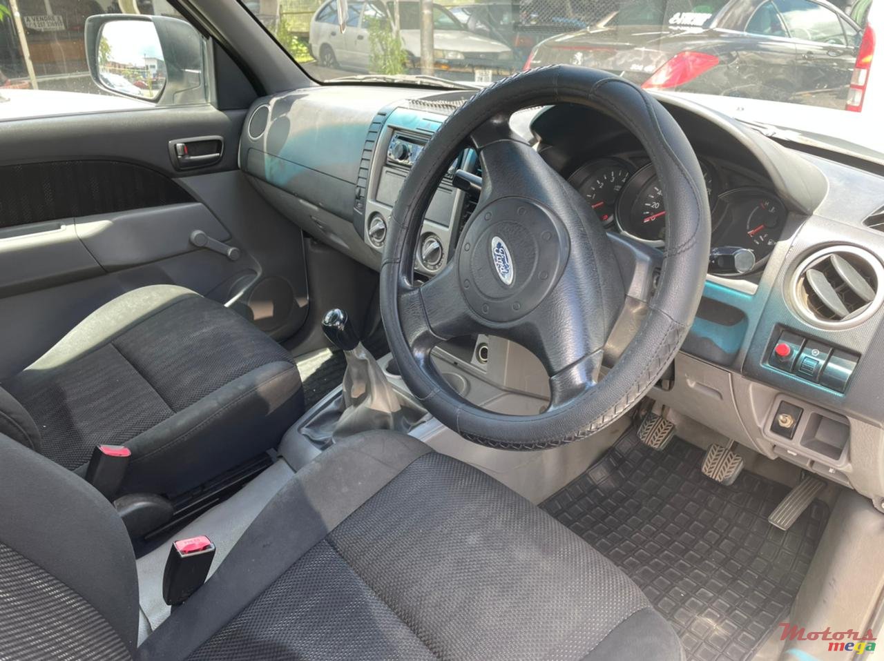 2011' Ford Ranger 2x4 photo #5