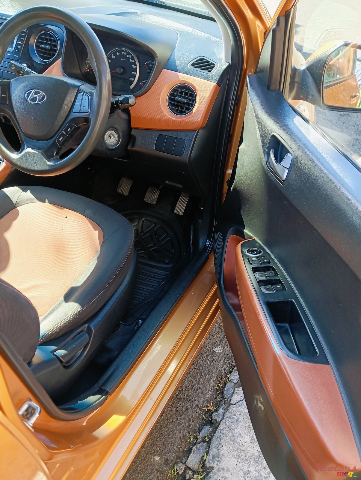 2015' Hyundai i10 photo #5