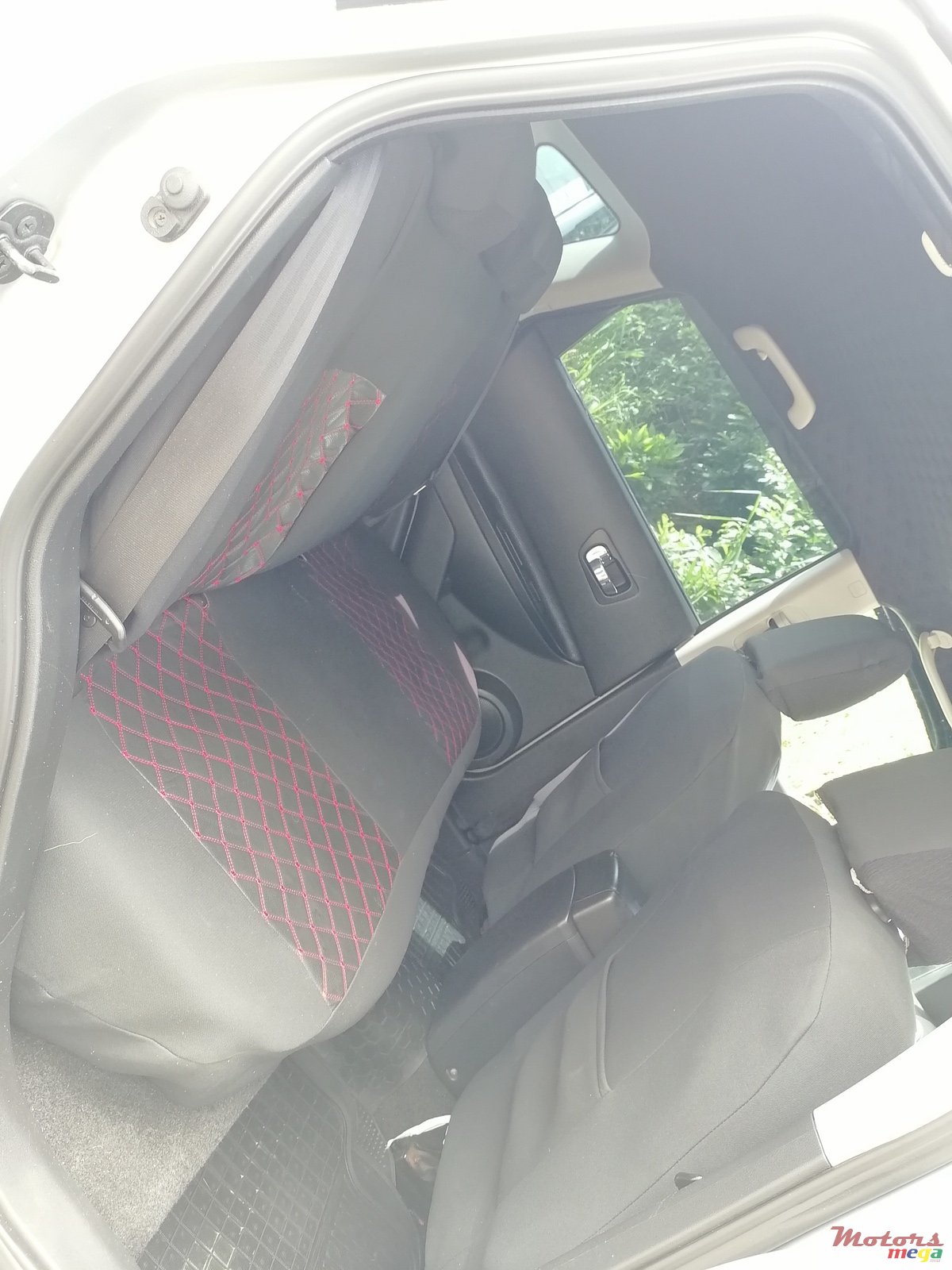 2009' Nissan Qashqai photo #6