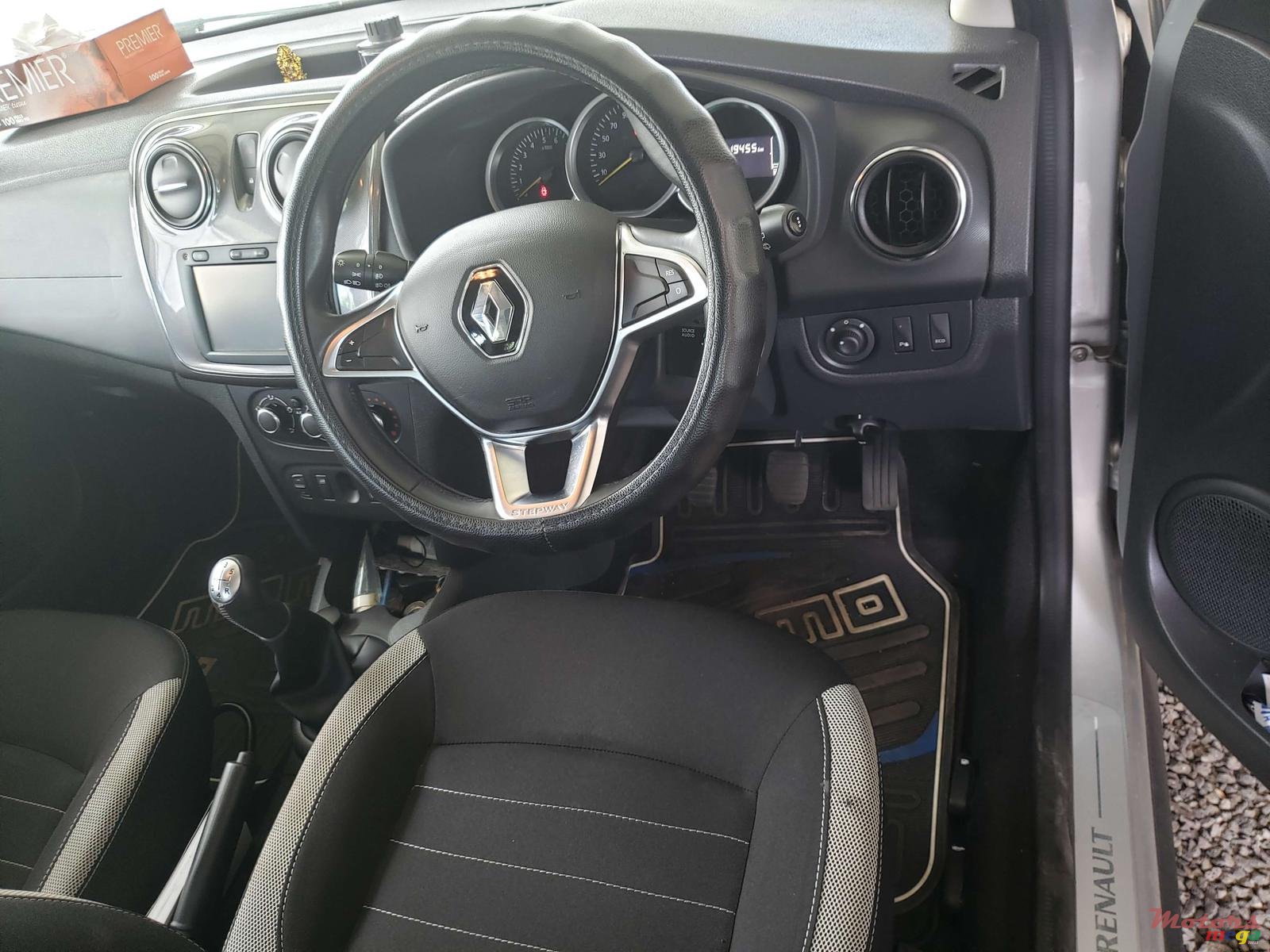 2017' Renault Sandero StepWay photo #1