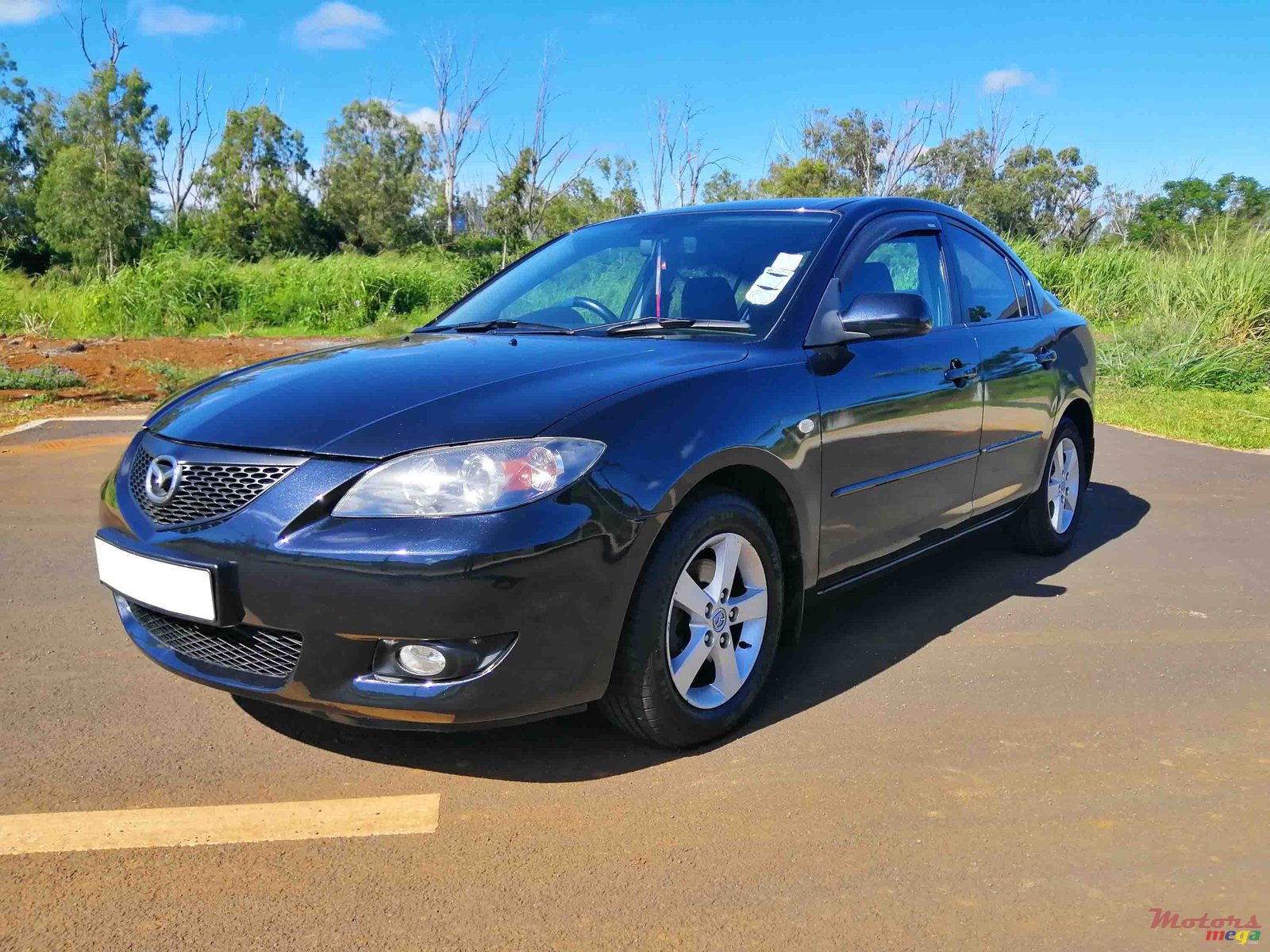 2006' Mazda 3 photo #2