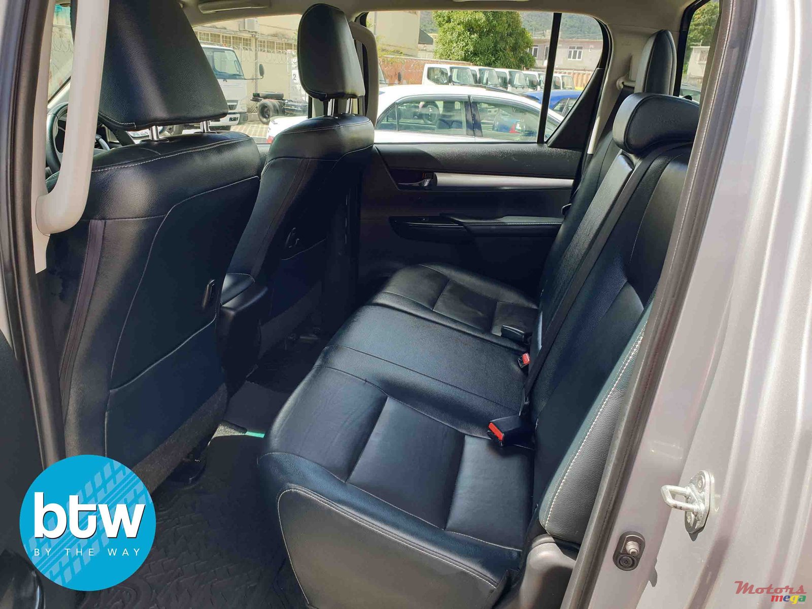 2017' Toyota Hilux photo #4