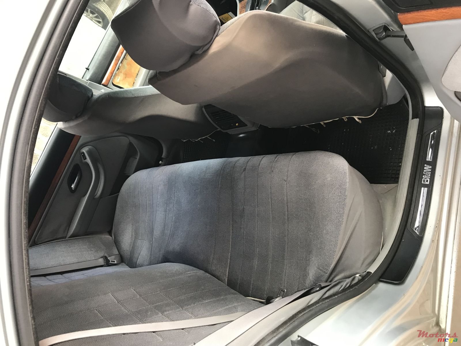 1999' BMW 523 photo #5