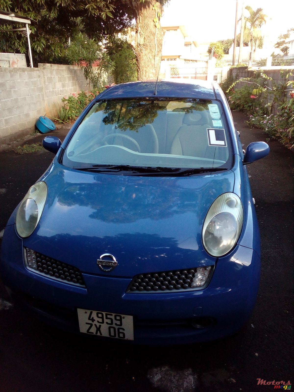 2006' Nissan March AK 12 photo #1