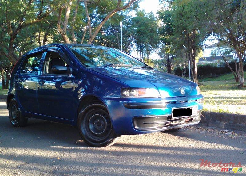 2003' Fiat Punto photo #2