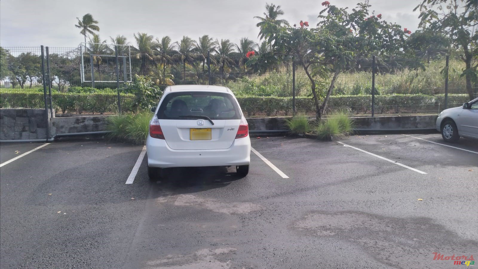 2004' Honda Fit photo #7