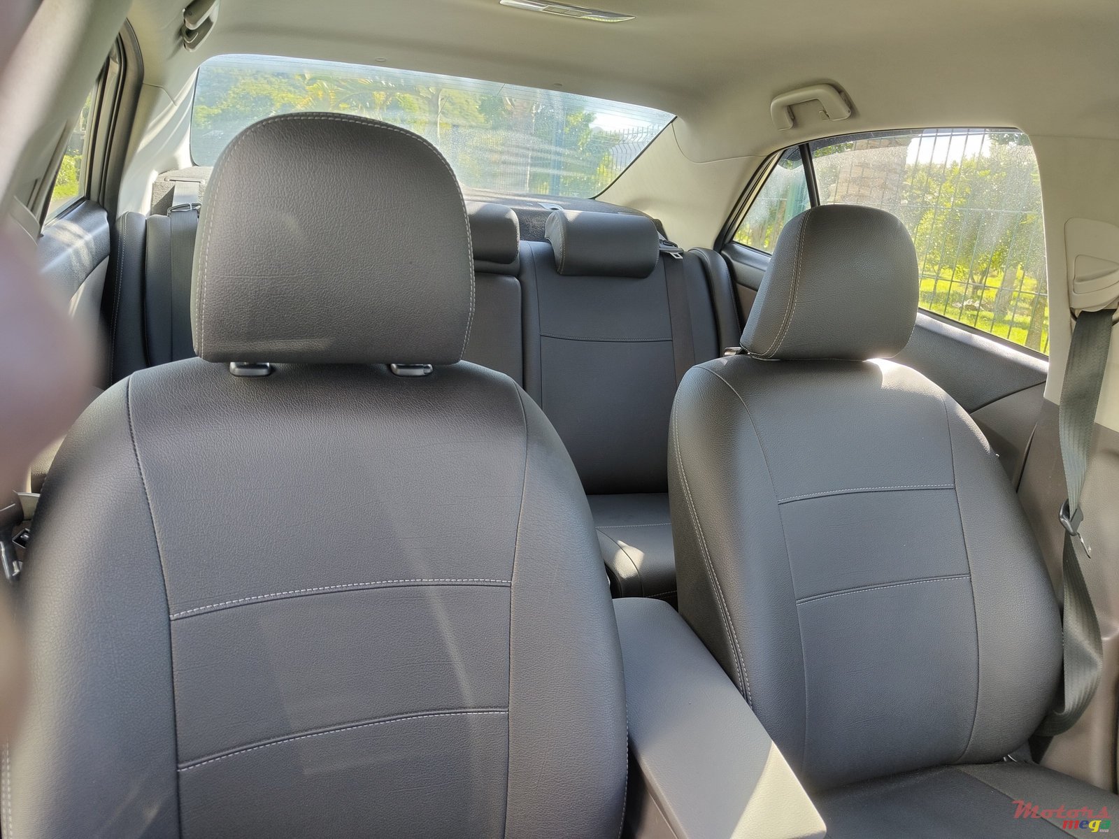 2013' Toyota Allion A15 photo #6