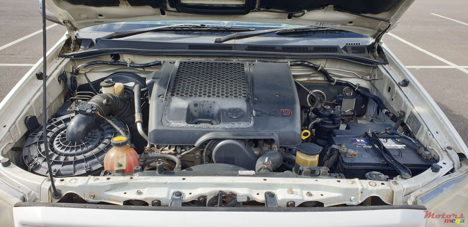 2006' Toyota Hilux Raider photo #3