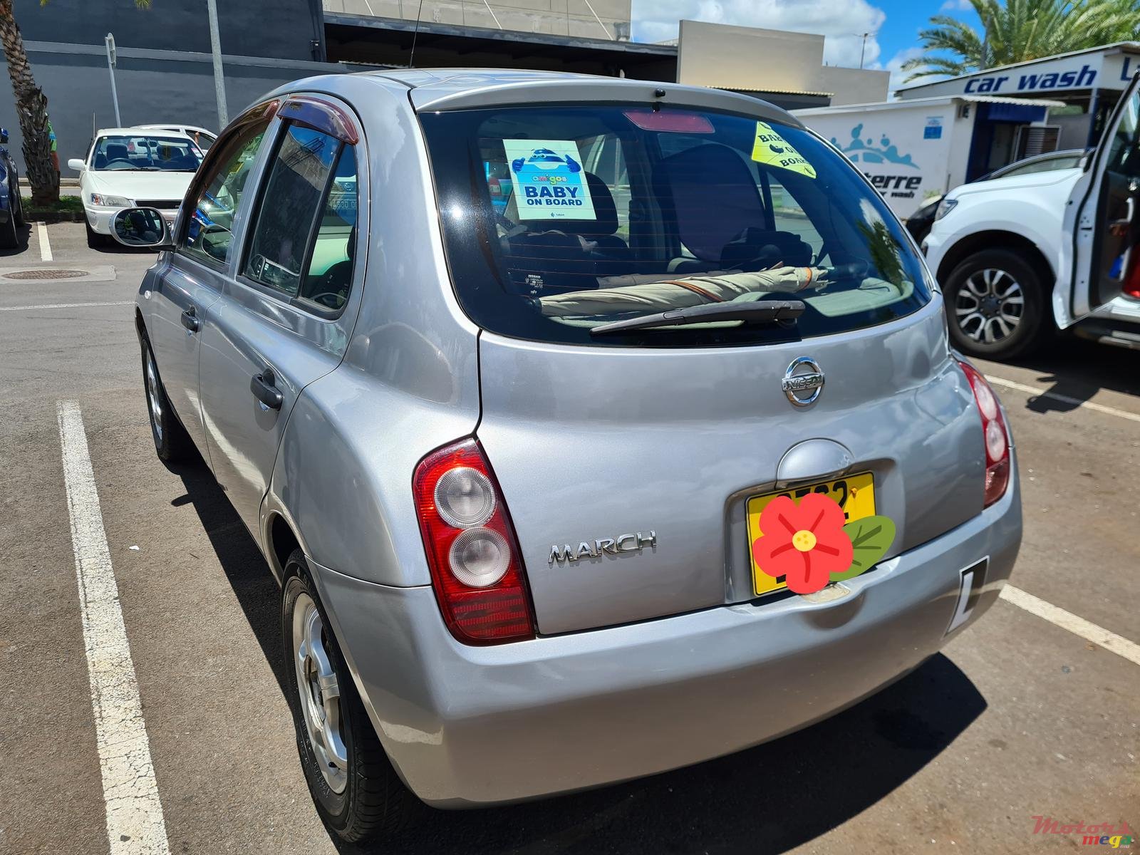 2002' Nissan March photo #6