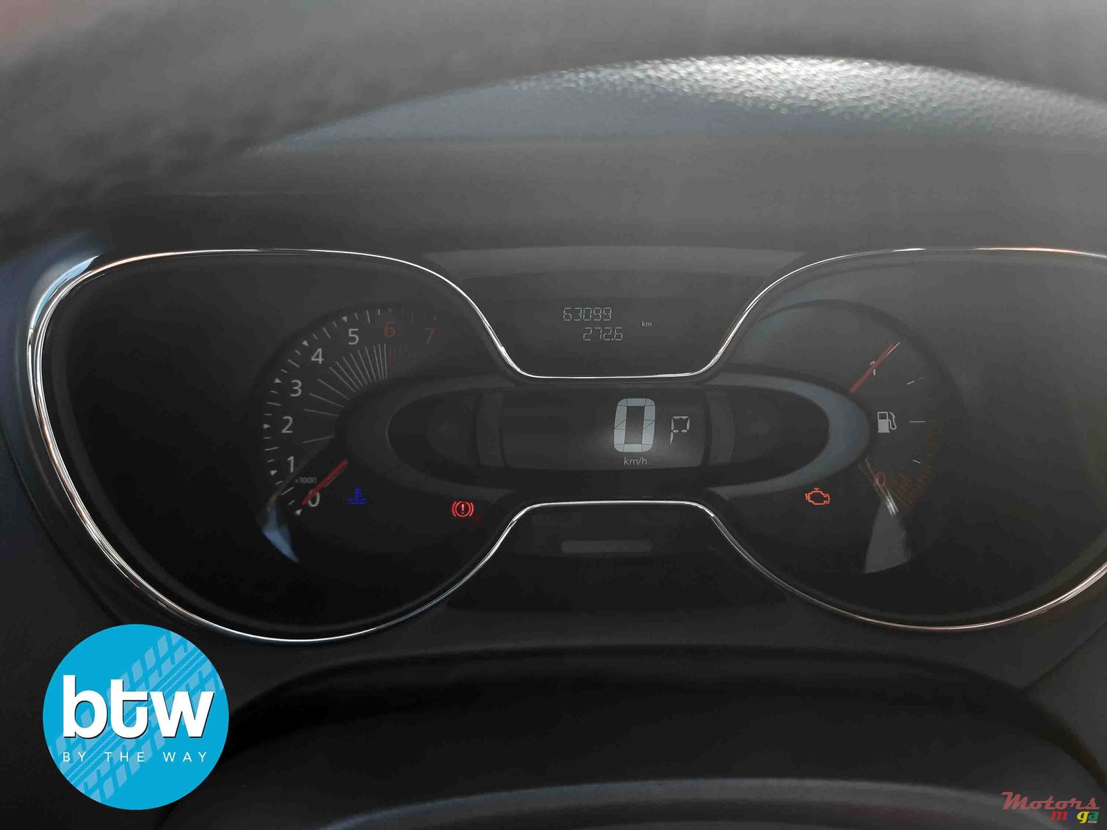 2016' Renault Captur 1.2 Turbo Automatic photo #7