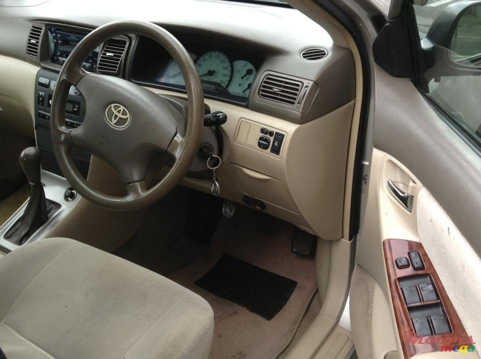 2001' Toyota Corolla NZE  photo #4