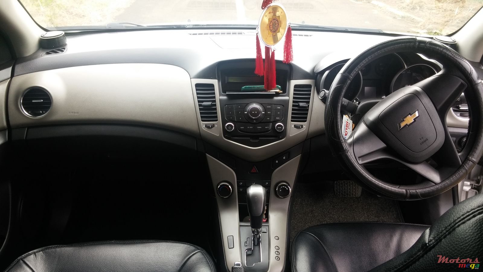 2011' Chevrolet Cruze photo #6