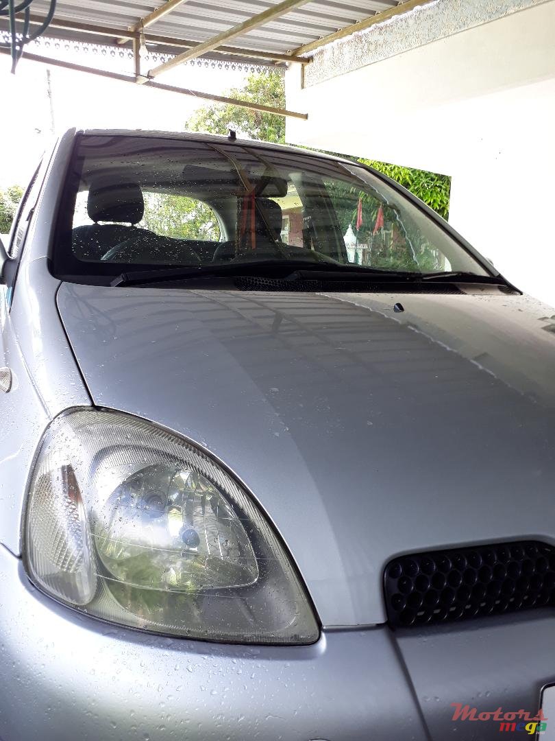 2000' Toyota Vitz no photo #6