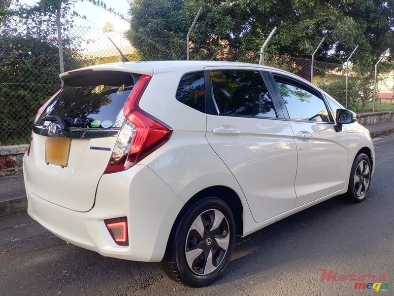 2015' Honda Fit photo #4