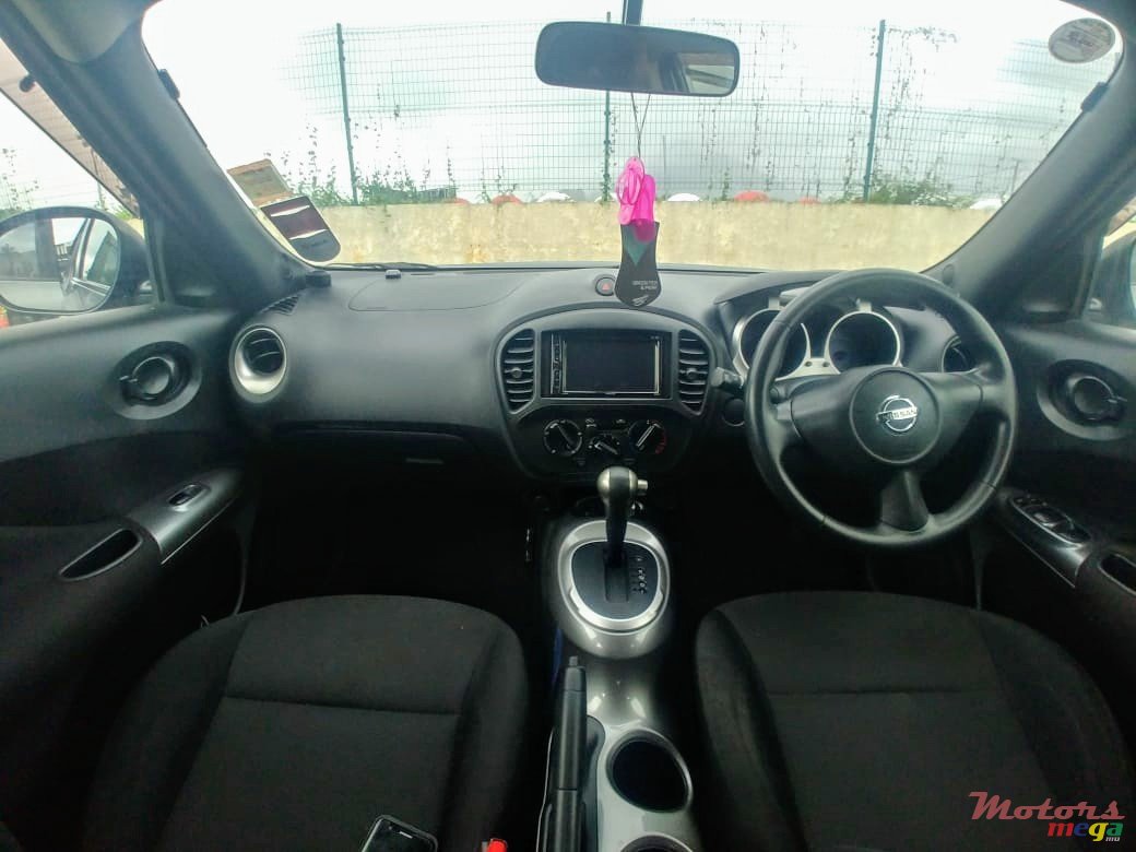 2012' Nissan Juke photo #3