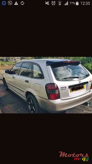 1999' Mazda 323 sport photo #2