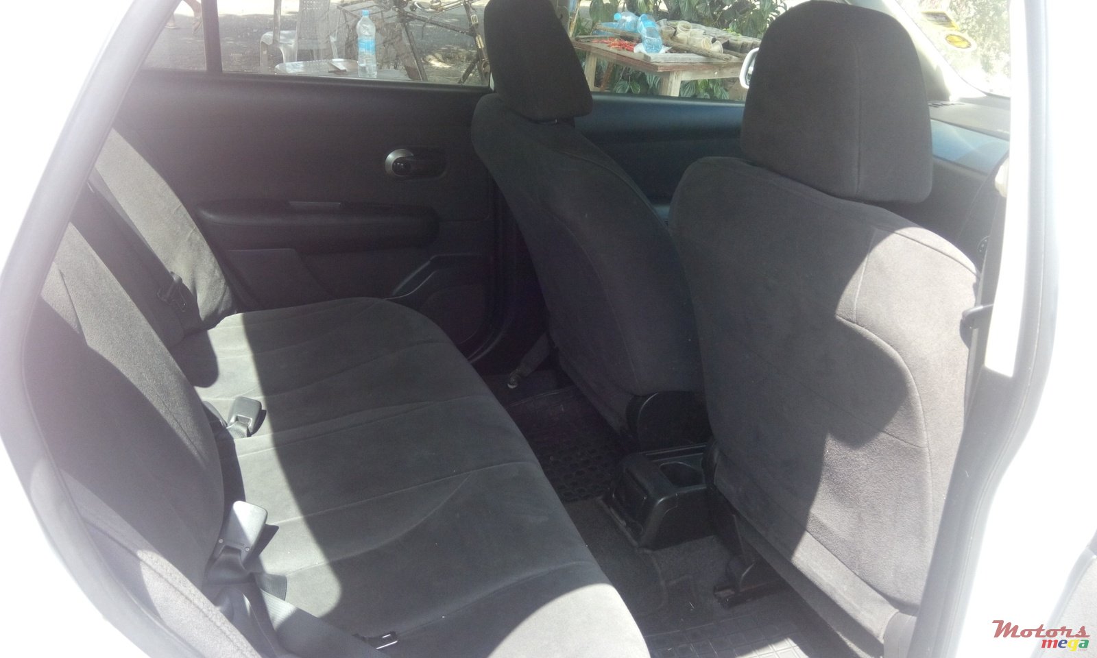 2007' Nissan Tiida photo #2