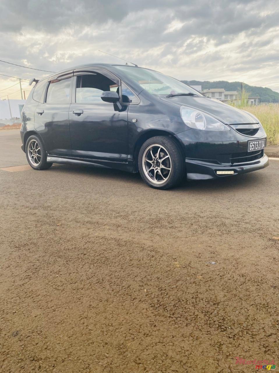 2004' Honda Fit photo #3