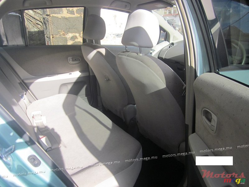 2008' Toyota Vitz (facelift) photo #6