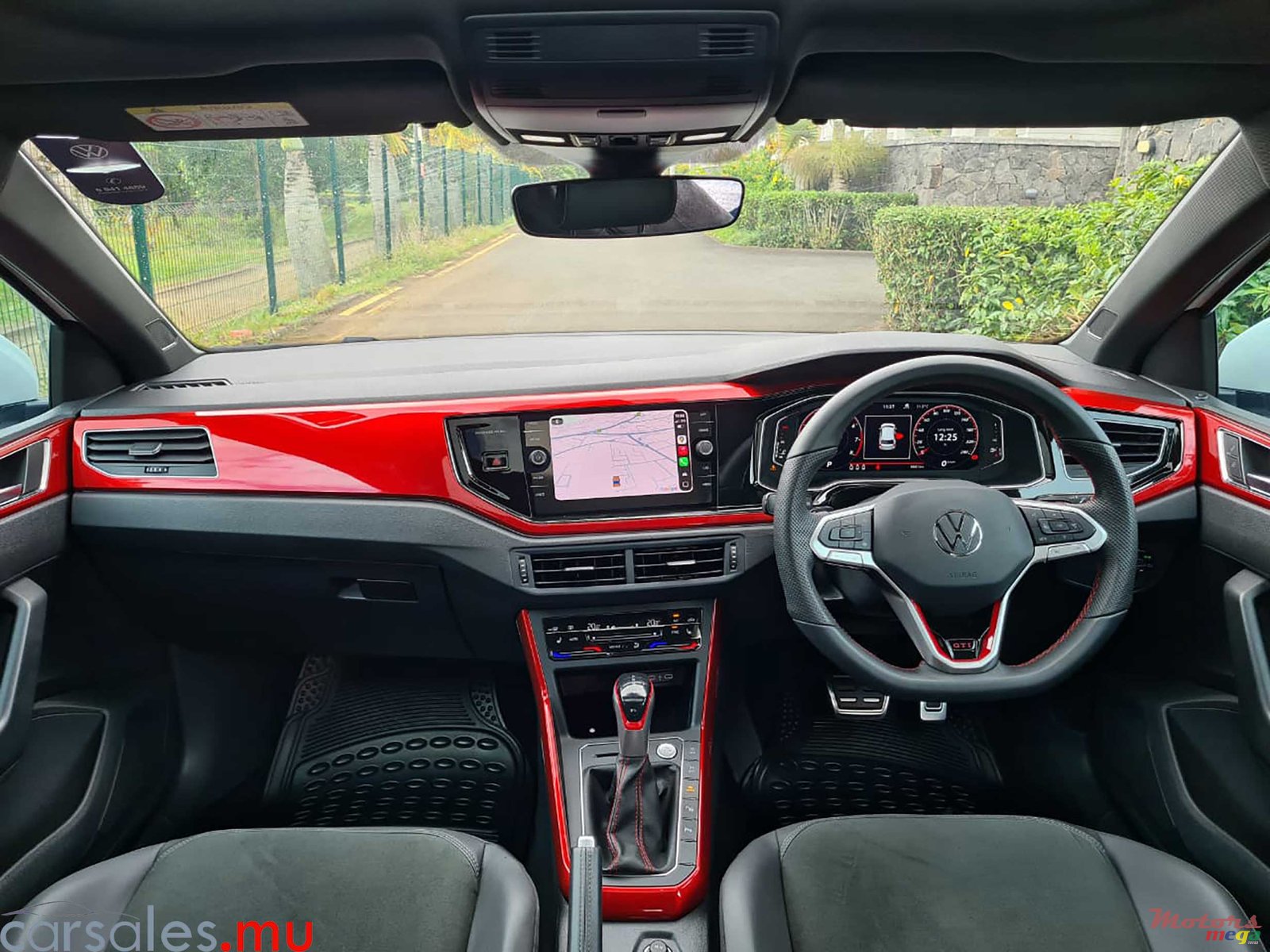 2025' Volkswagen Polo GTI 2.0 TSI photo #6