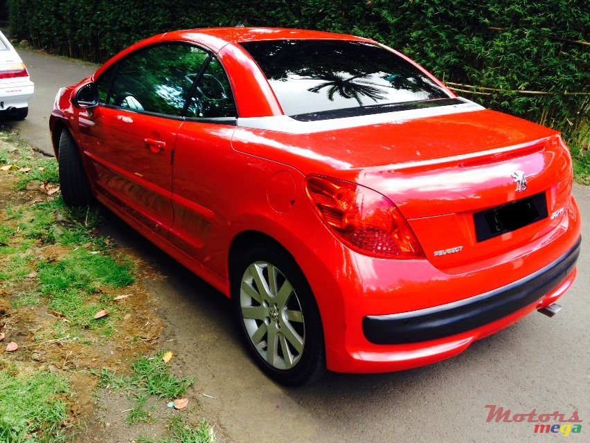 2008' Peugeot 207 1.6 gti sport pack photo #4