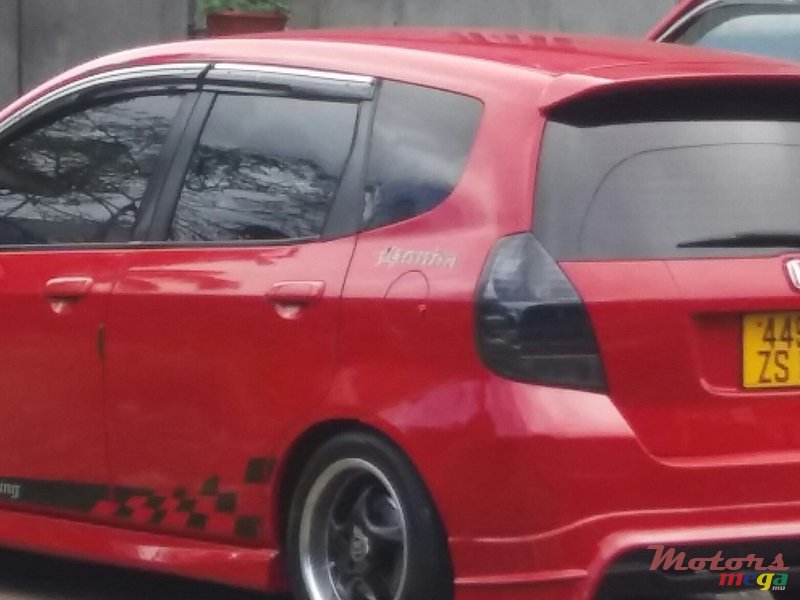 2003' Honda Fit photo #1