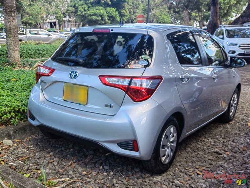 2019' Toyota Vitz photo #1