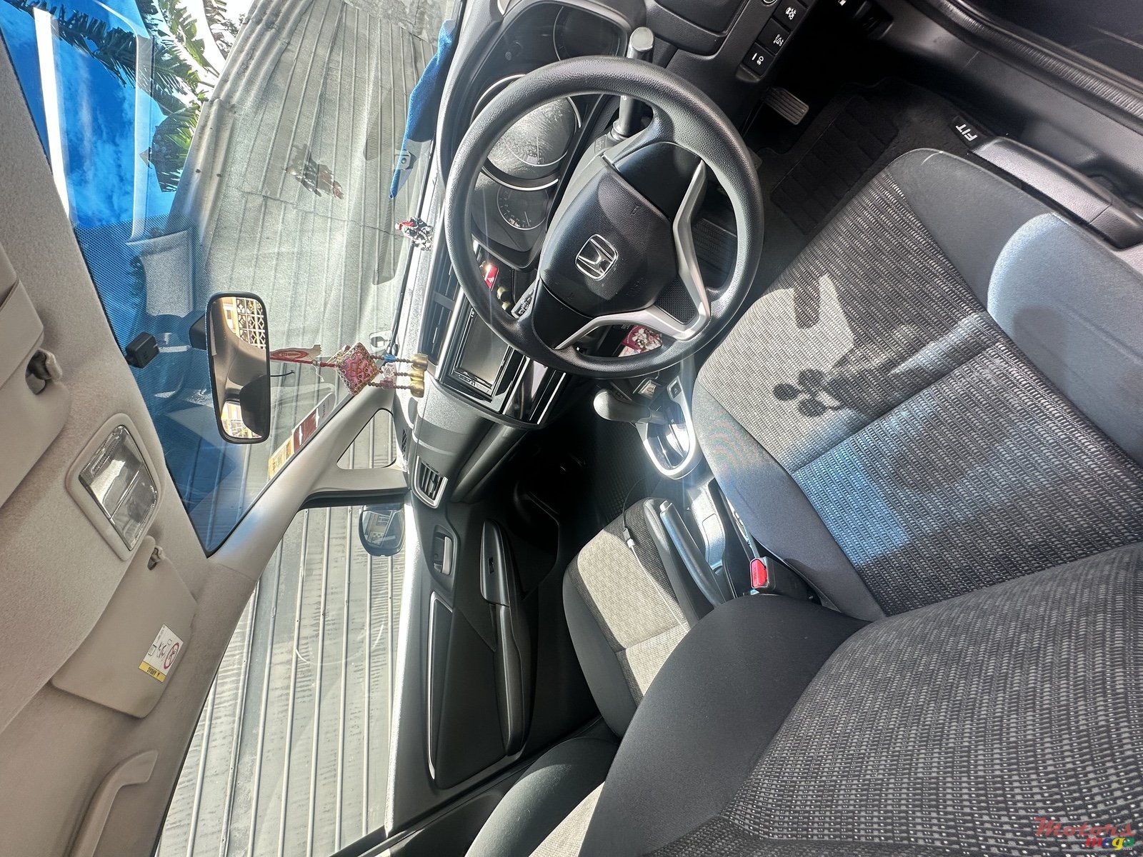 2015' Honda Fit photo #5