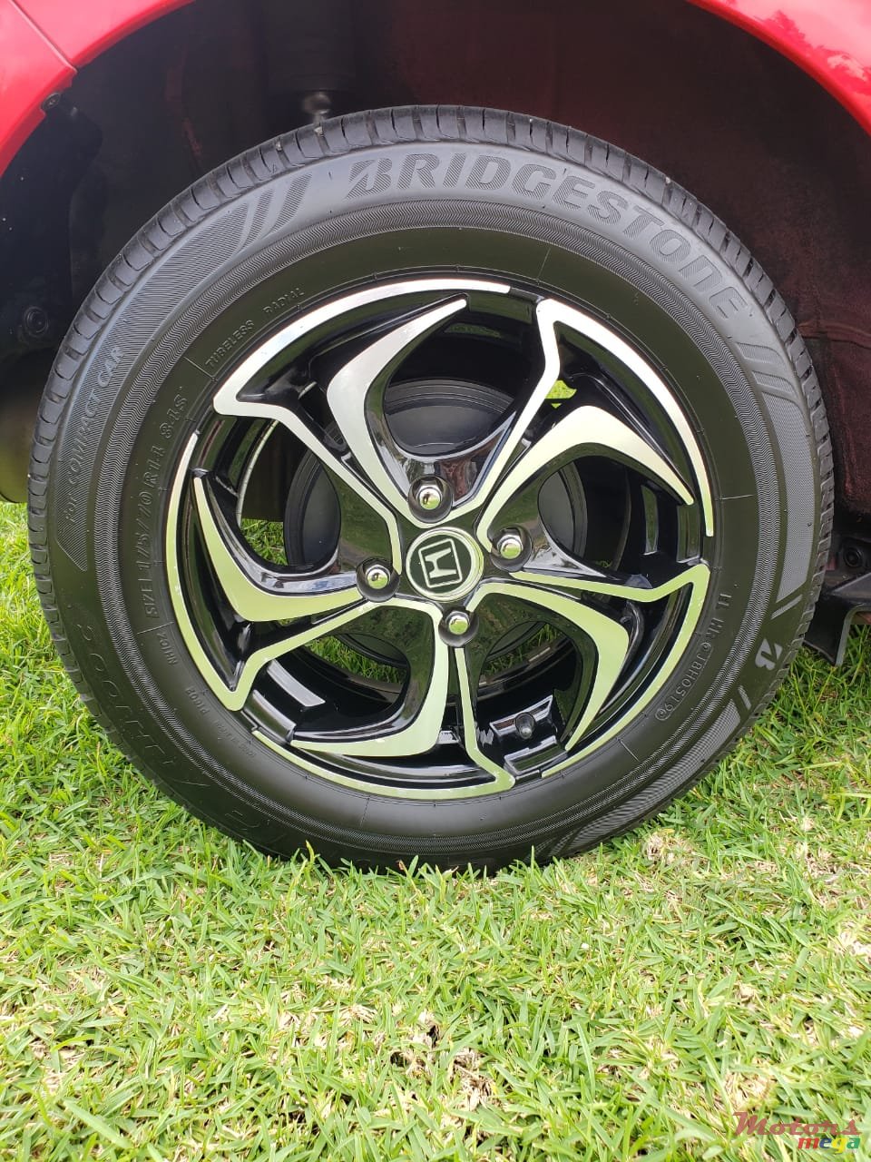 2016' Honda Fit photo #5