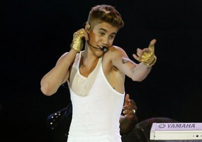 Bieber Probed for Reckless Driving