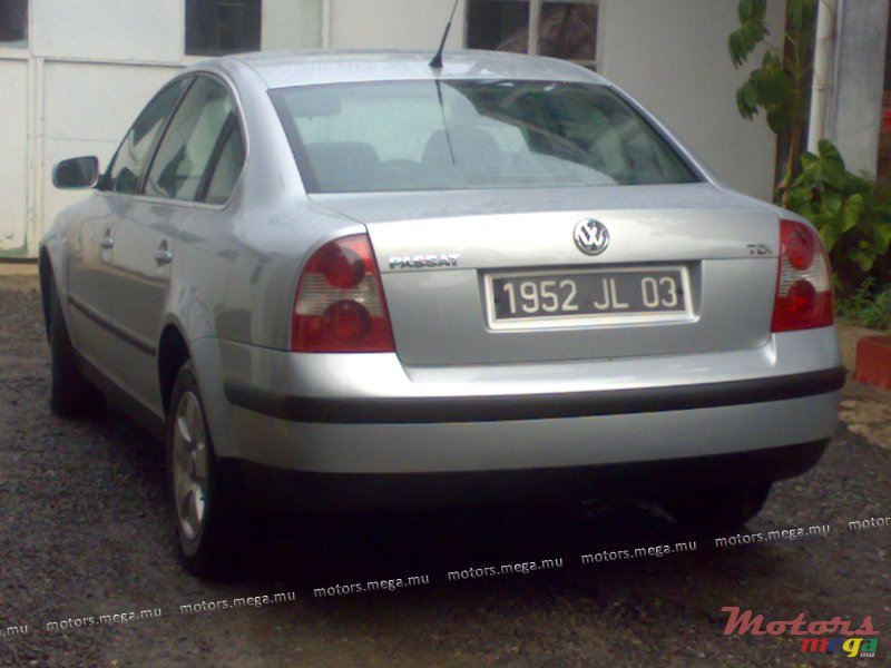 2003' Volkswagen Polo photo #1