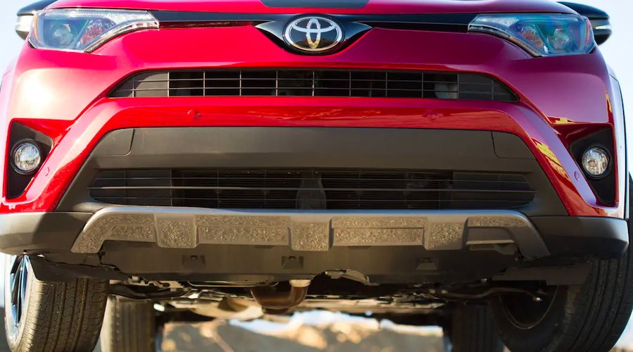 Toyota RAV4 : une enquête sur 1,9 million de modèles pour des risques d'incendie