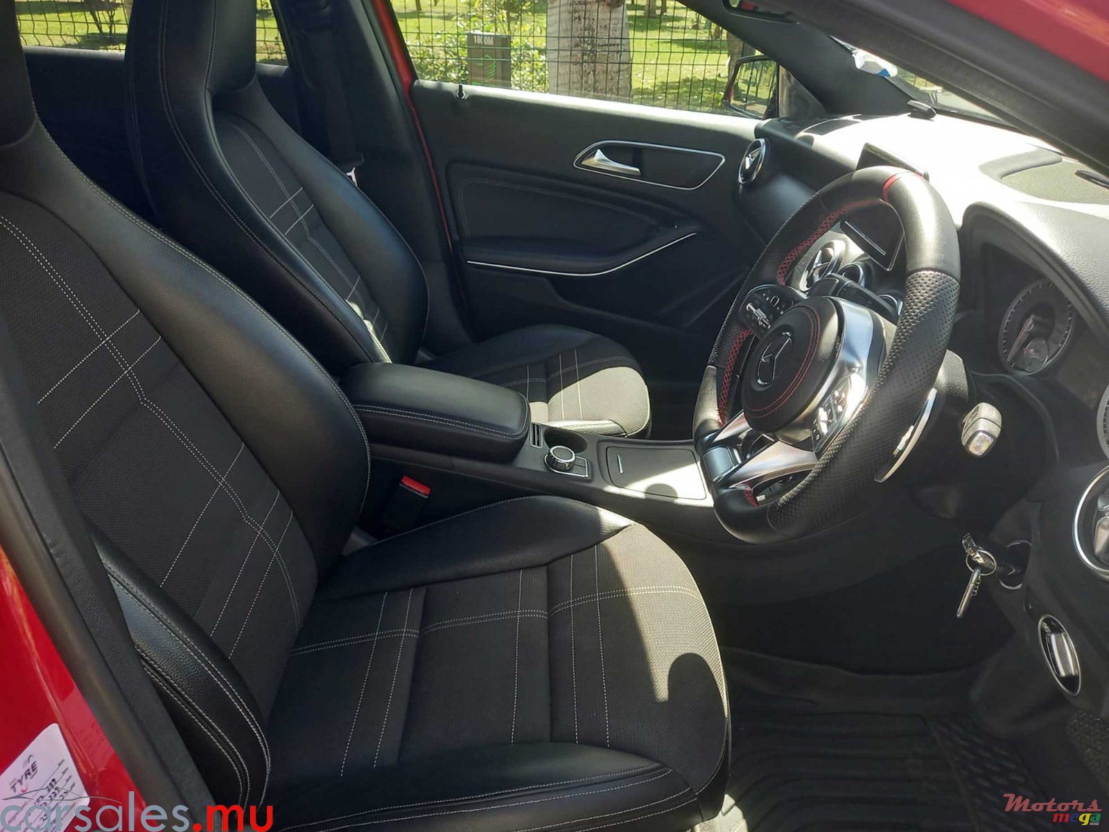 2012' Mercedes-Benz A 180 Urban 1.6 photo #5