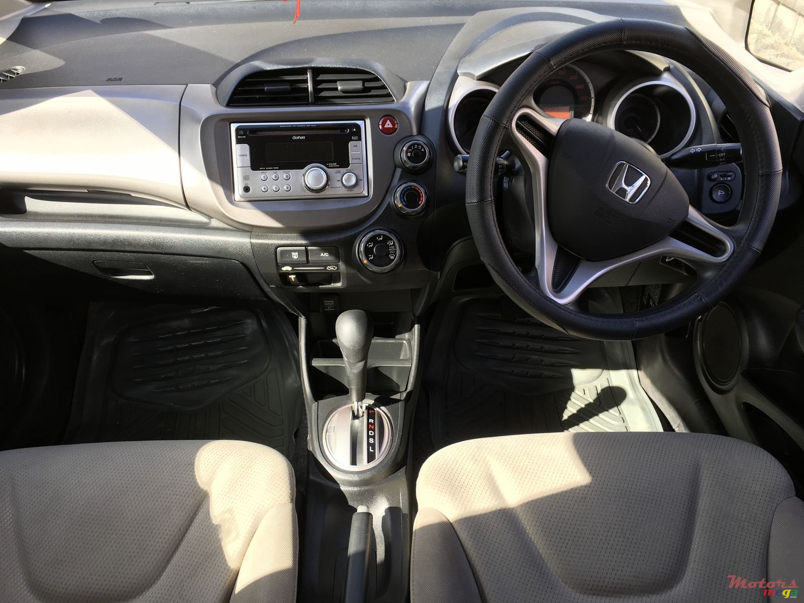 2011' Honda Fit photo #3