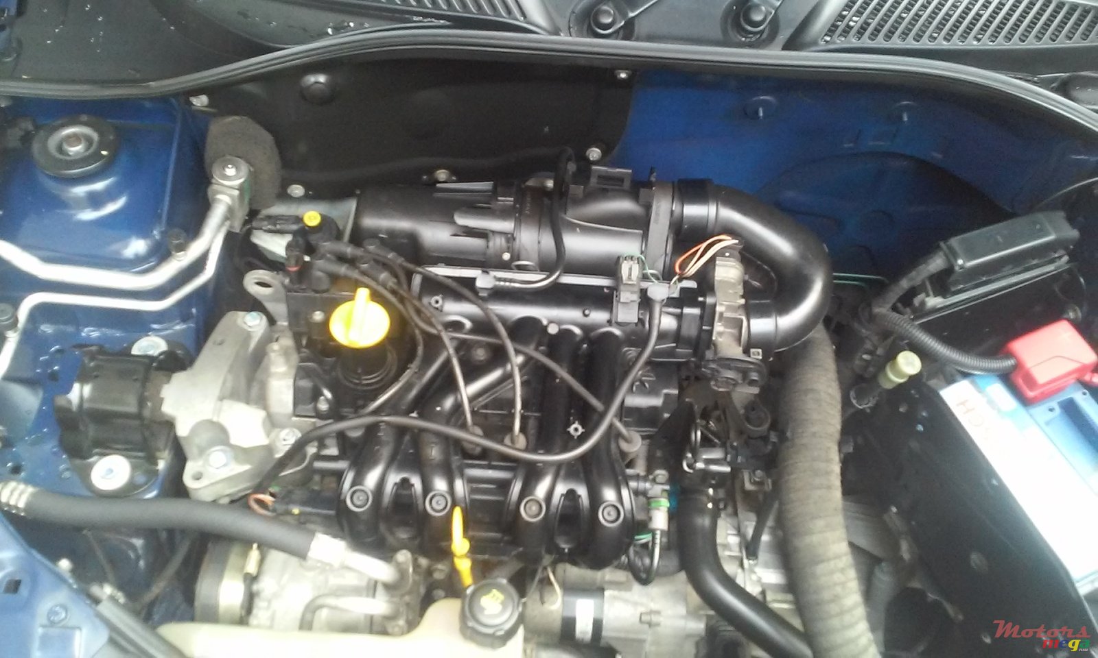 2009' Renault Clio photo #2